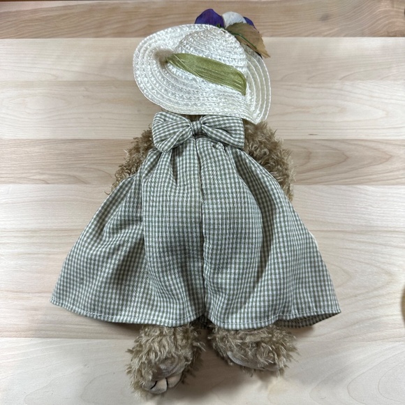 Bearington Bears #1300 "Judy Gardening" retired - Picture 3 of 4